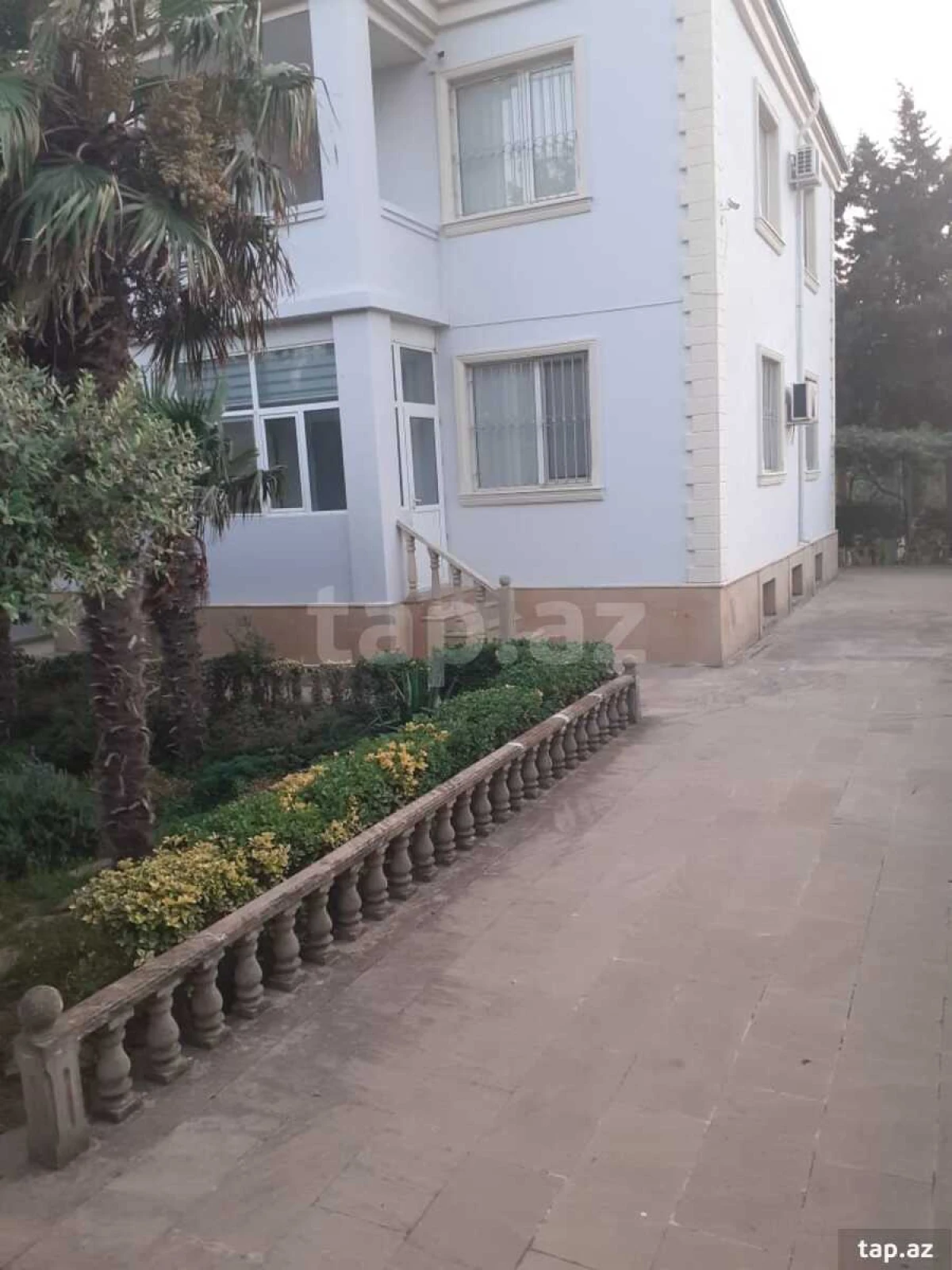 Kirayə verilir 4 otaqlı həyət evi