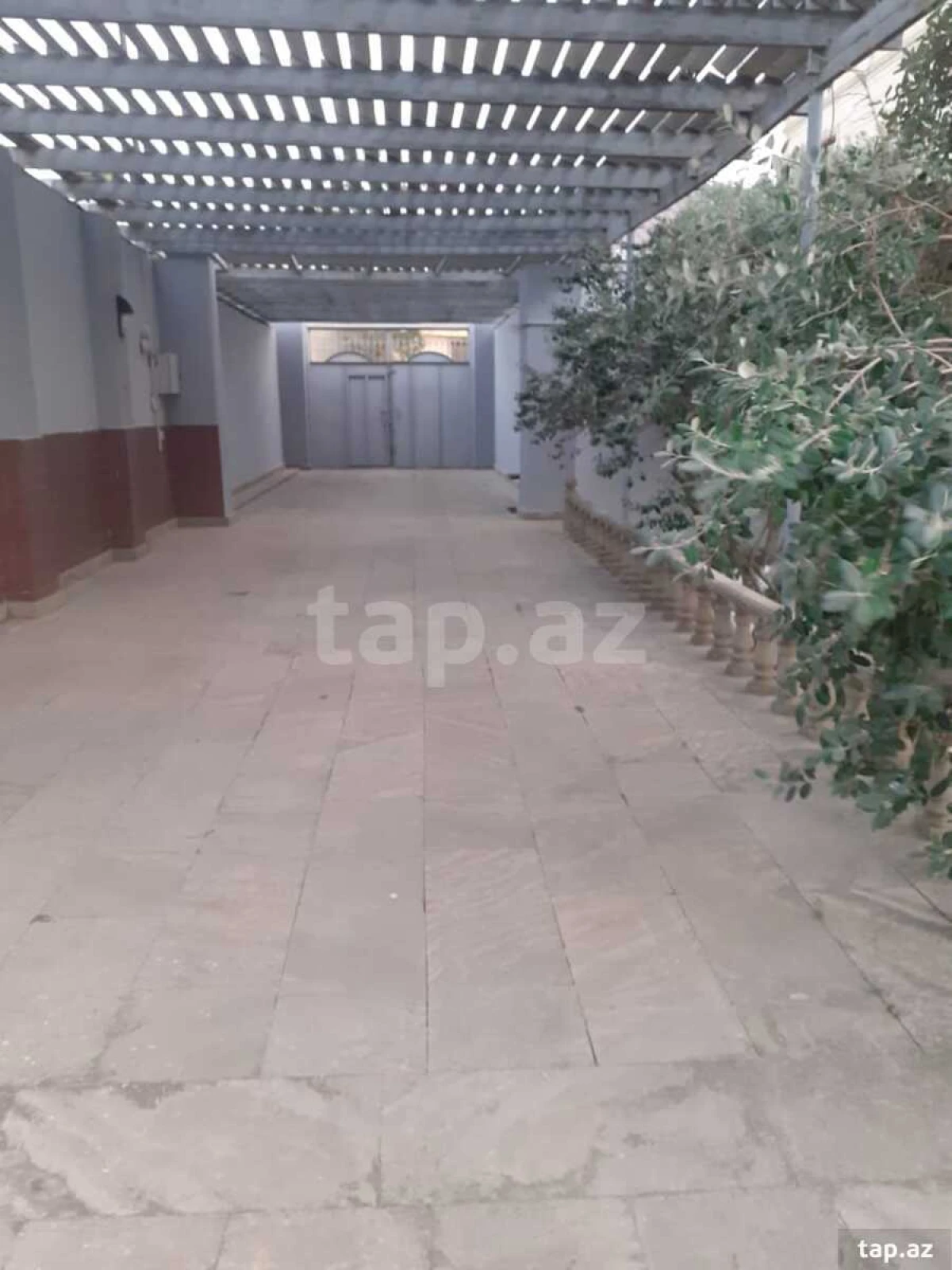 Kirayə verilir 4 otaqlı həyət evi