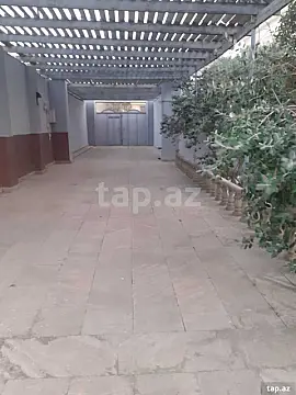 Kirayə verilir 4 otaqlı həyət evi