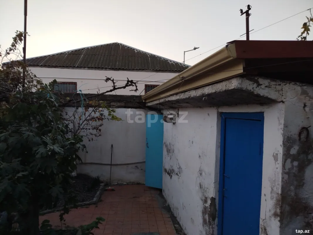 Satılır 3 otaqlı həyət evi