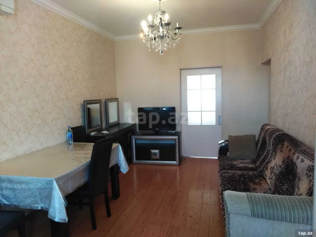 Kirayə verilir 2 otaqlı mənzil 45 m²