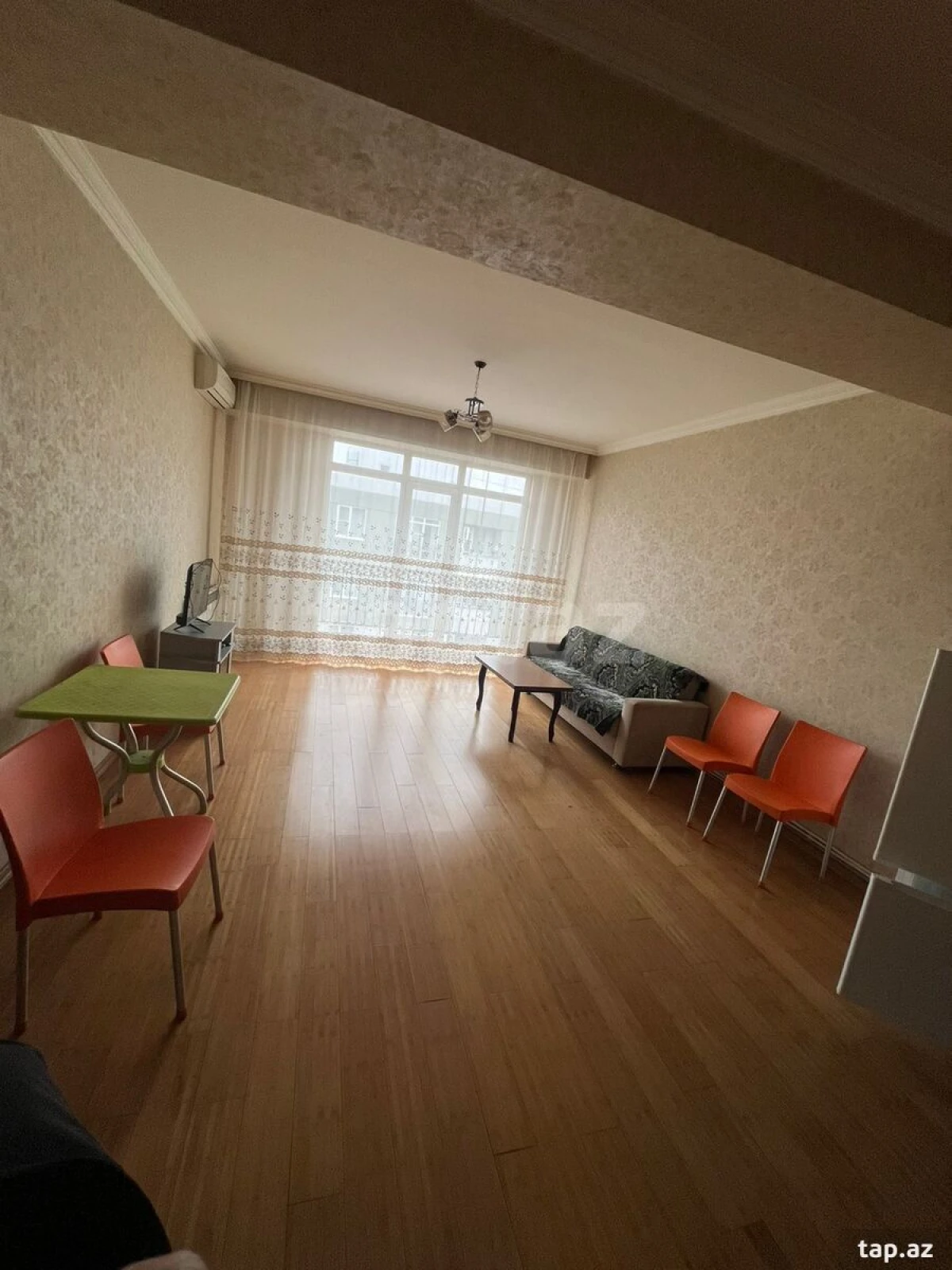Kirayə verilir 2 otaqlı yeni tikili 55 m²
