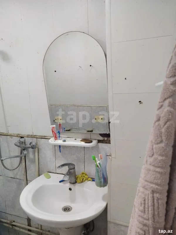 Kirayə verilir 2 otaqlı mənzil 50 m²