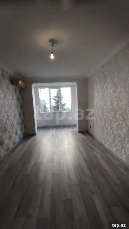 Satılır 4 otaqlı mənzil 100 m²