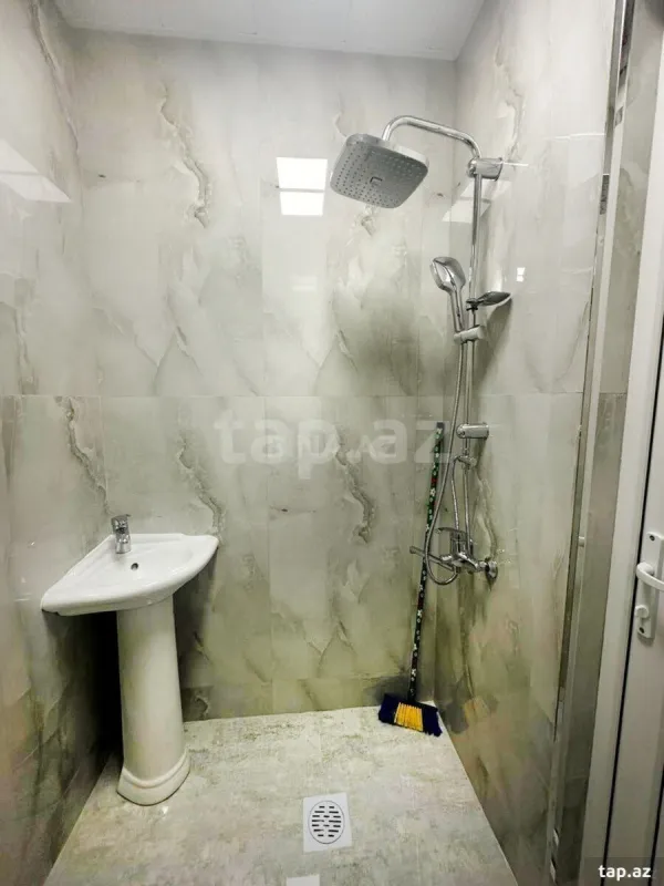 Satılır 2 otaqlı yeni tikili 55 m²