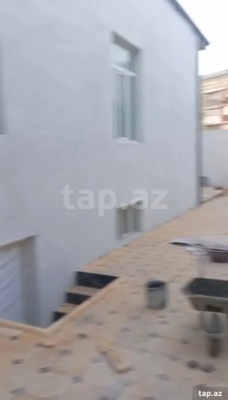 Satılır 4 otaqlı həyət evi