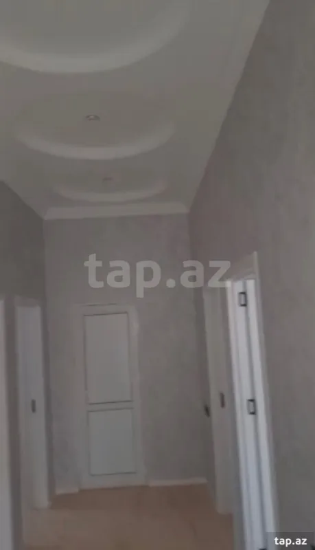 Satılır 4 otaqlı həyət evi