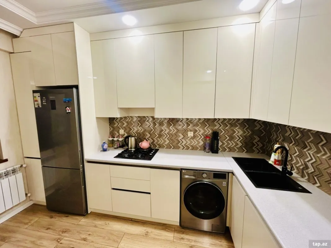 Satılır 1 otaqlı yeni tikili 53 m²