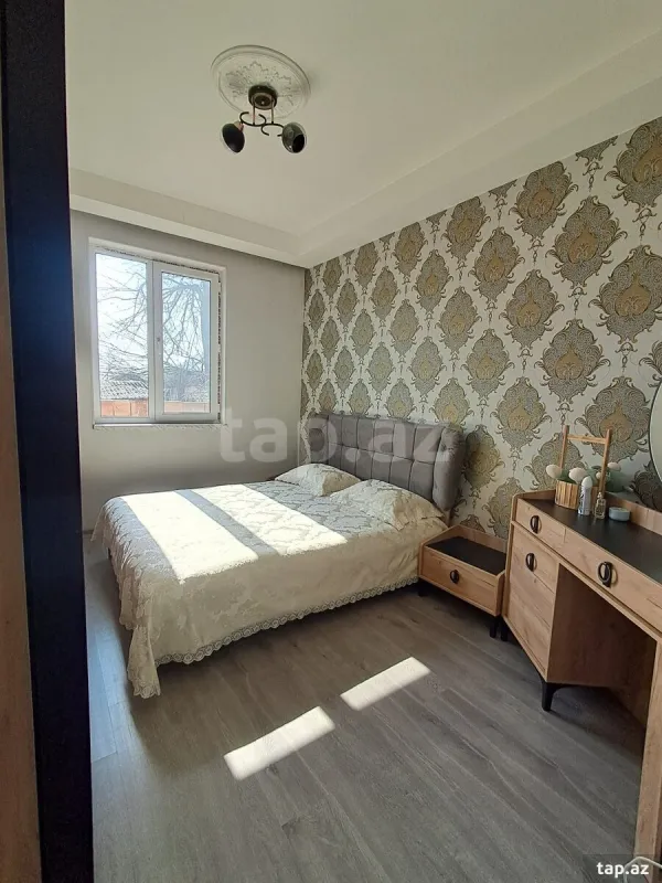 Satılır 3 otaqlı həyət evi