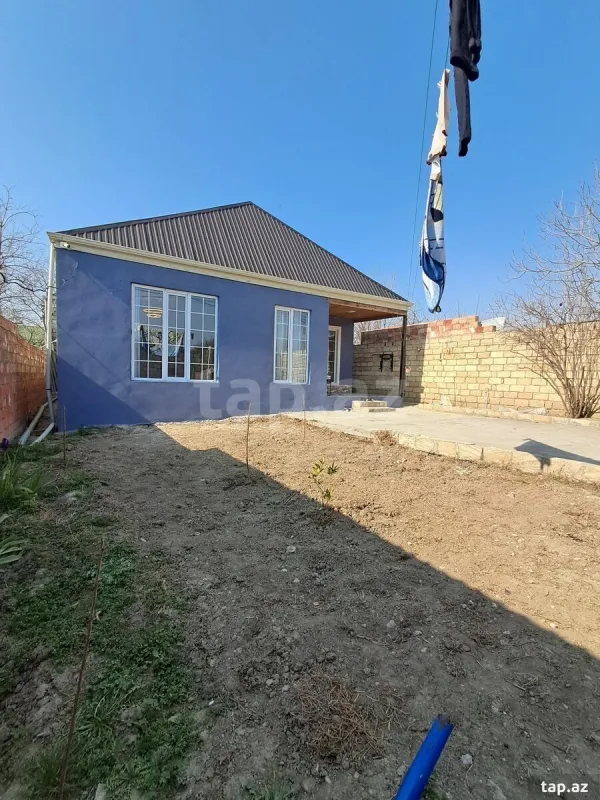 Satılır 3 otaqlı həyət evi