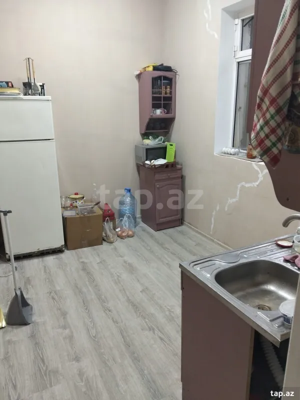 Satılır 3 otaqlı həyət evi