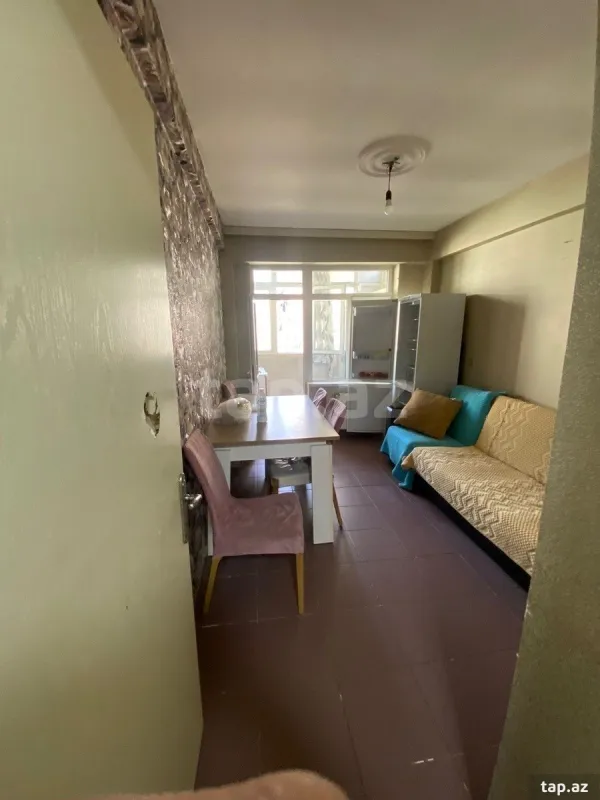 Kirayə verilir 2 otaqlı yeni tikili 50 m²