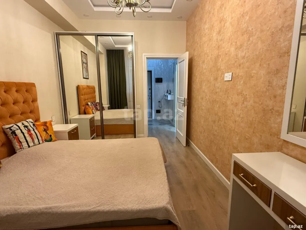 Kirayə verilir 3 otaqlı yeni tikili 95 m²