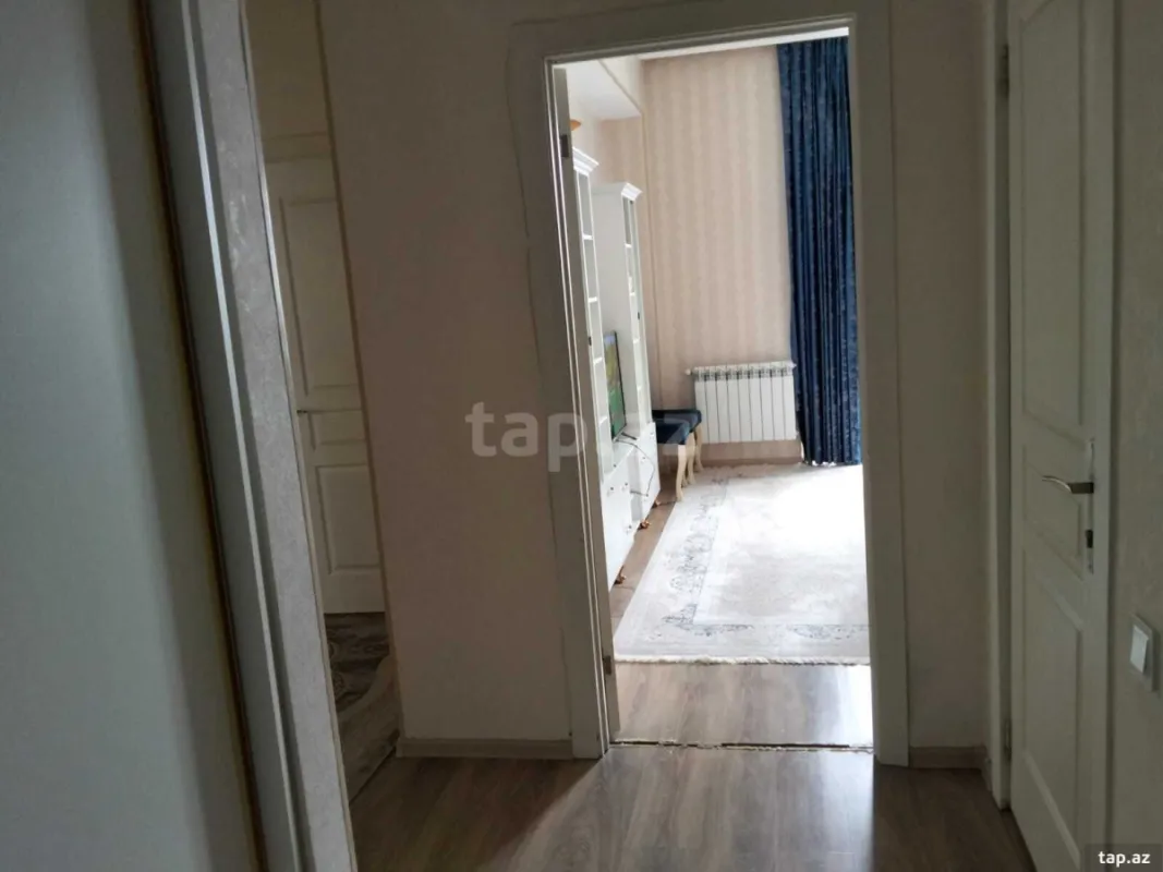 Satılır 3 otaqlı yeni tikili 70 m²