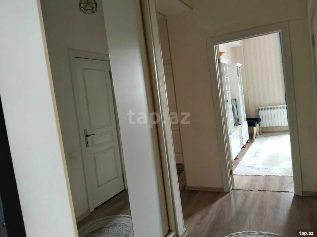 Satılır 3 otaqlı yeni tikili 70 m²