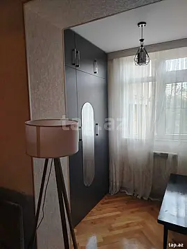 Kirayə verilir 2 otaqlı mənzil 68 m²