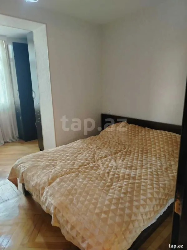 Kirayə verilir 2 otaqlı mənzil 68 m²