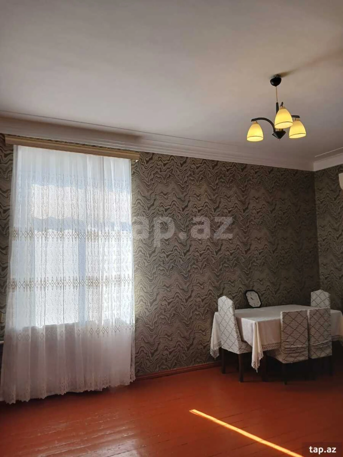 Kirayə verilir 2 otaqlı mənzil 60 m²
