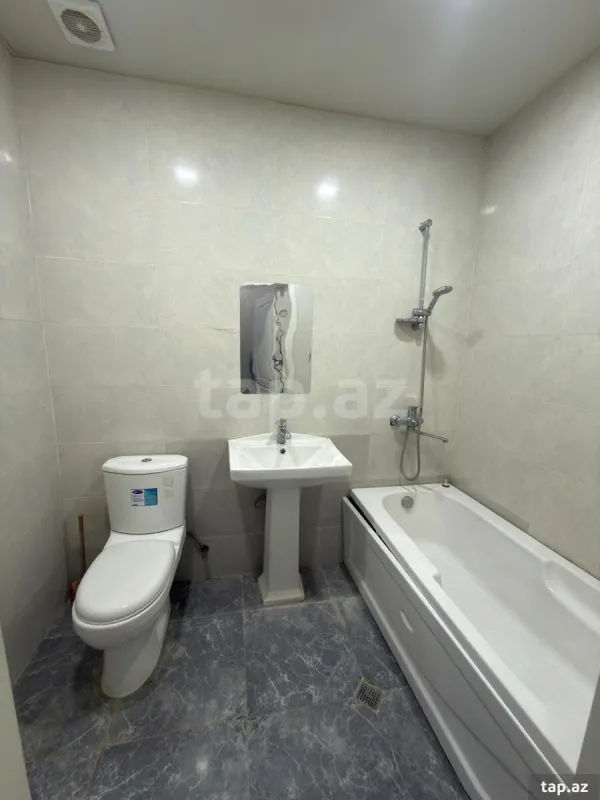 Kirayə verilir 3 otaqlı həyət evi