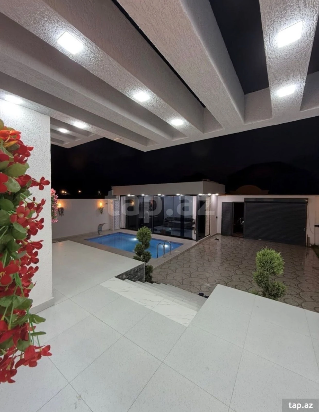 Kirayə verilir 4 otaqlı həyət evi