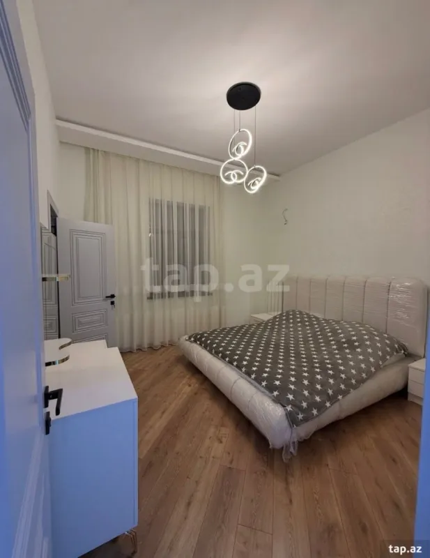 Kirayə verilir 4 otaqlı həyət evi