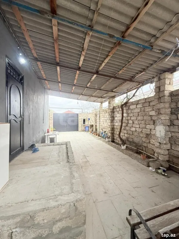 Satılır 3 otaqlı həyət evi
