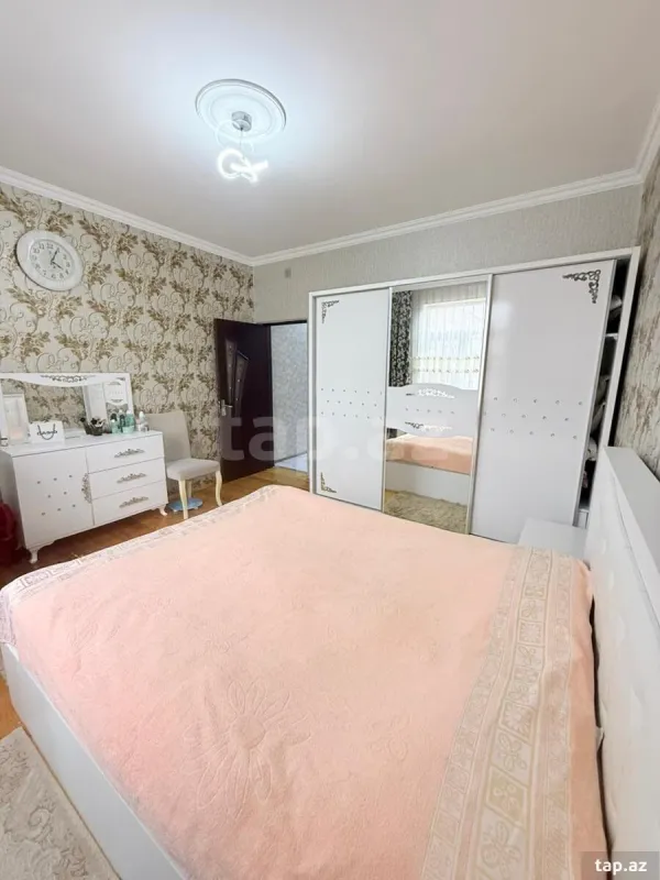 Satılır 3 otaqlı həyət evi