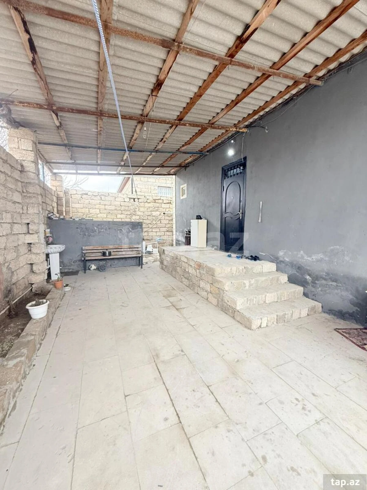 Satılır 3 otaqlı həyət evi