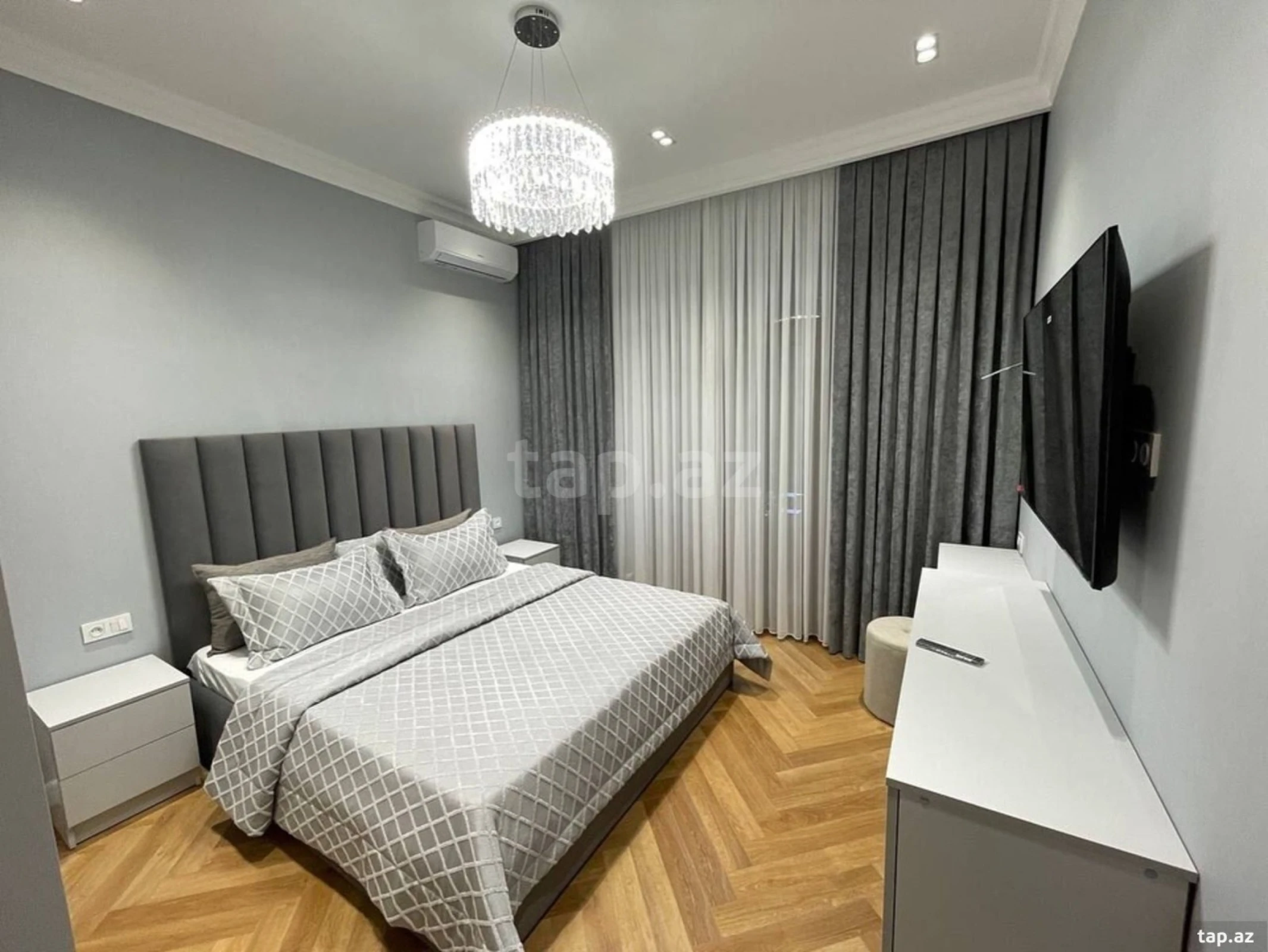 Kirayə verilir 3 otaqlı yeni tikili 160 m²