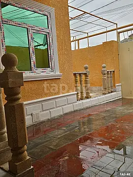 Satılır 4 otaqlı həyət evi