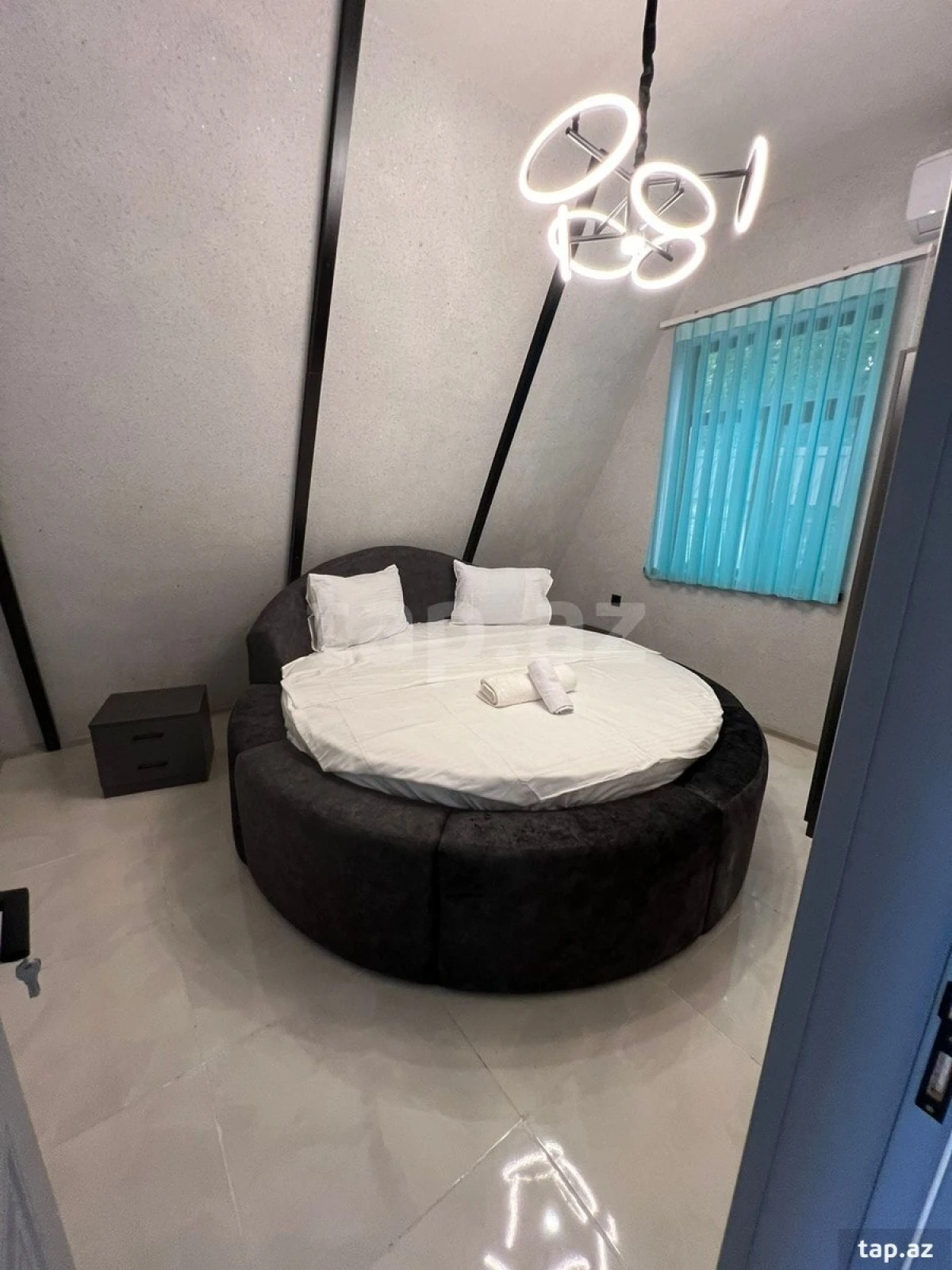 Kirayə verilir 4 otaqlı həyət evi