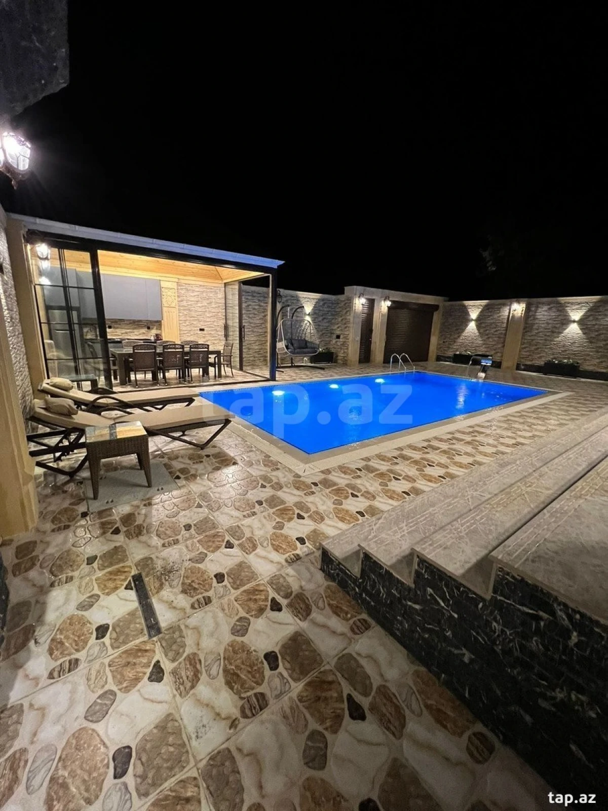 Kirayə verilir 4 otaqlı həyət evi