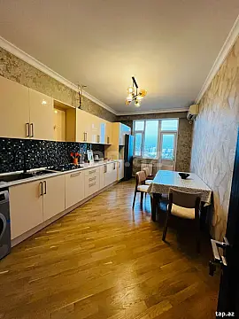 Satılır 3 otaqlı yeni tikili 145 m² — Bakı, Yeni Yasamal 3 otaq 145.00 m²