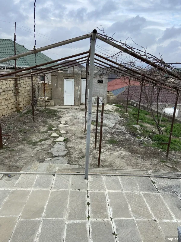 Satılır 2 otaqlı həyət evi