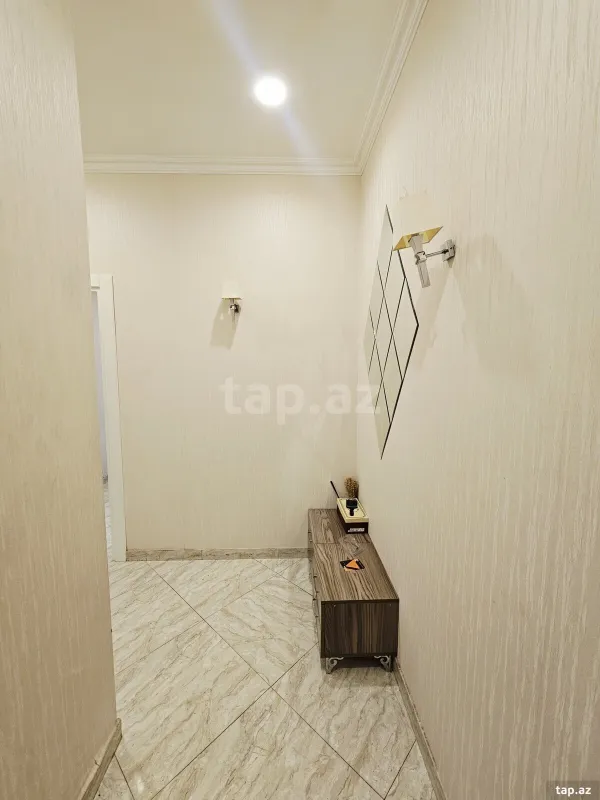 Satılır 2 otaqlı yeni tikili 60 m²