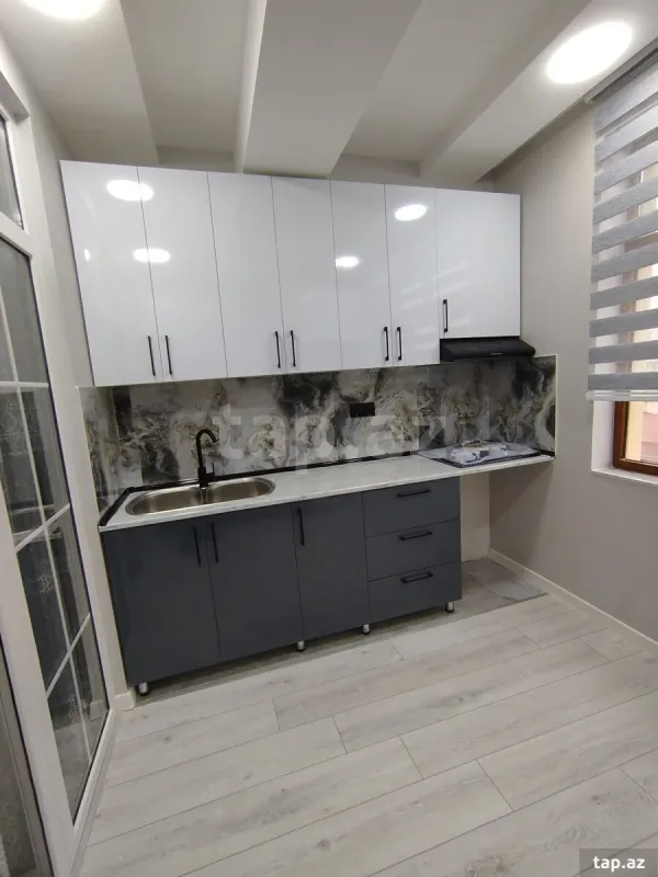 Satılır 3 otaqlı yeni tikili 90 m²