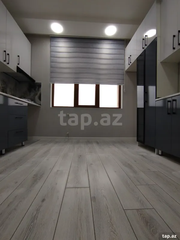 Satılır 3 otaqlı yeni tikili 90 m²