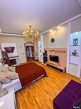 Kirayə verilir 4 otaqlı mənzil 205 m²