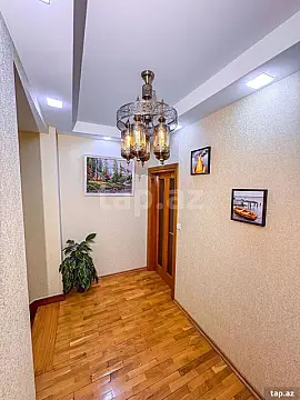 Kirayə verilir 4 otaqlı mənzil 205 m²