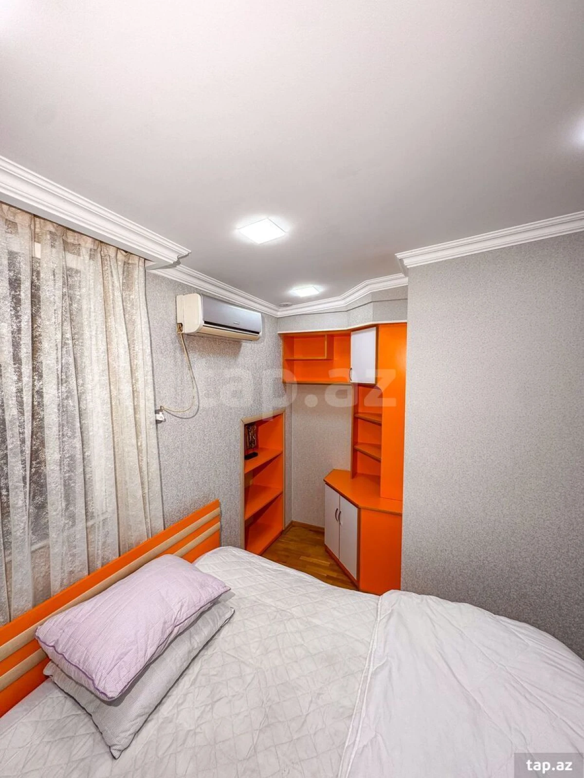 Kirayə verilir 4 otaqlı mənzil 205 m²