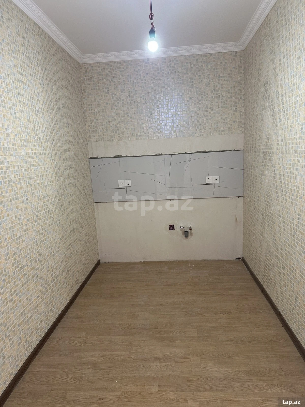 Satılır 3 otaqlı həyət evi 250 m²