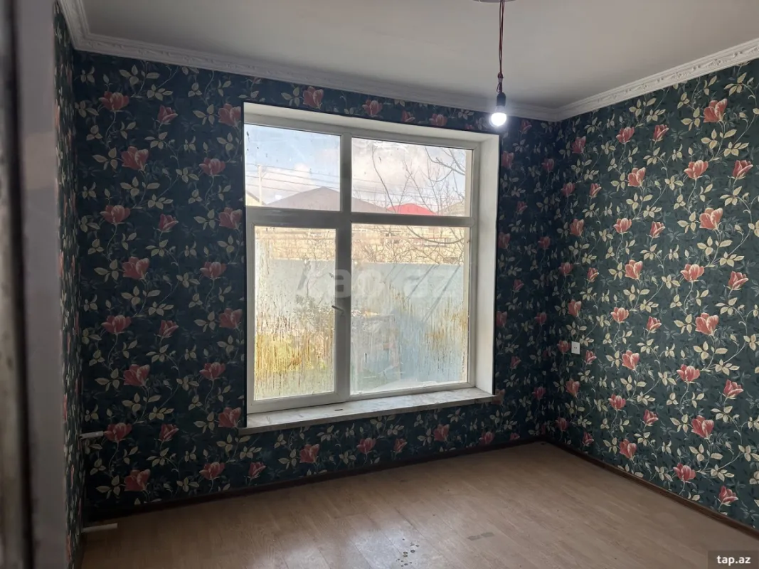 Satılır 3 otaqlı həyət evi 250 m²