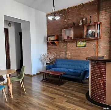 Kirayə verilir 3 otaqlı mənzil 200 m²