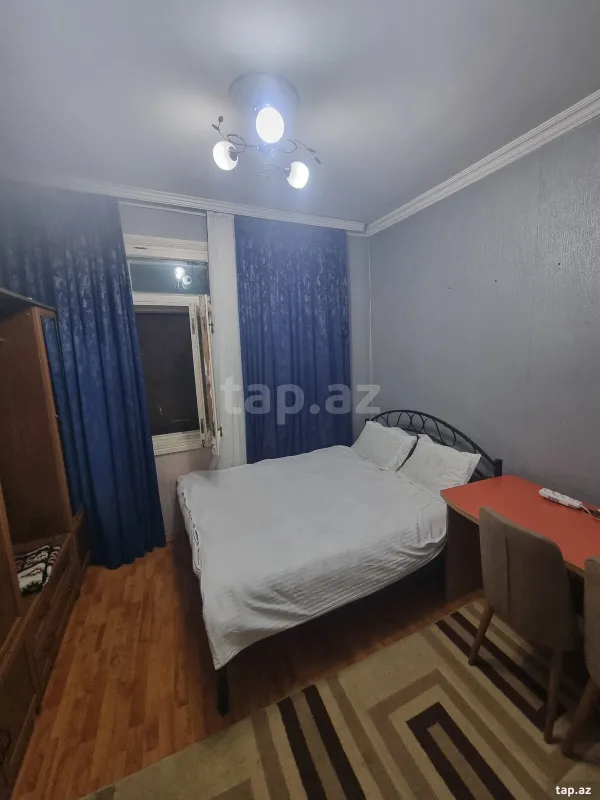 Kirayə verilir 3 otaqlı mənzil 200 m²