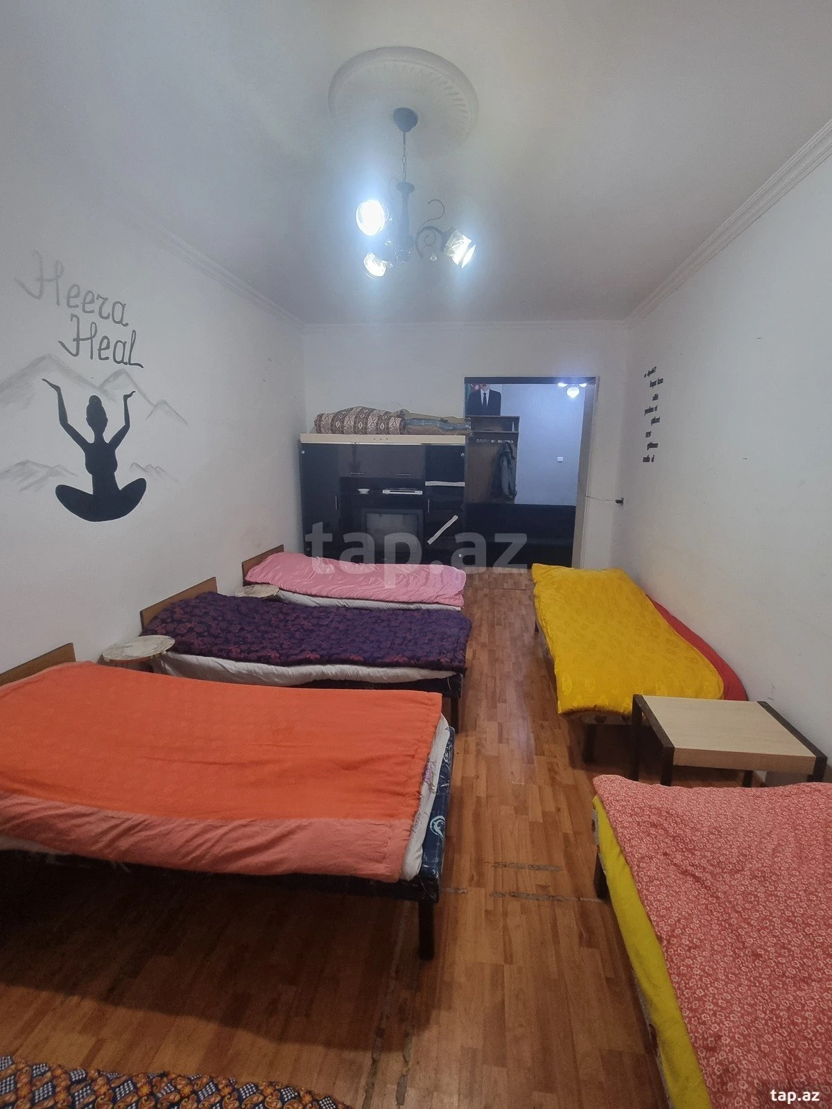 Kirayə verilir 3 otaqlı mənzil 200 m²