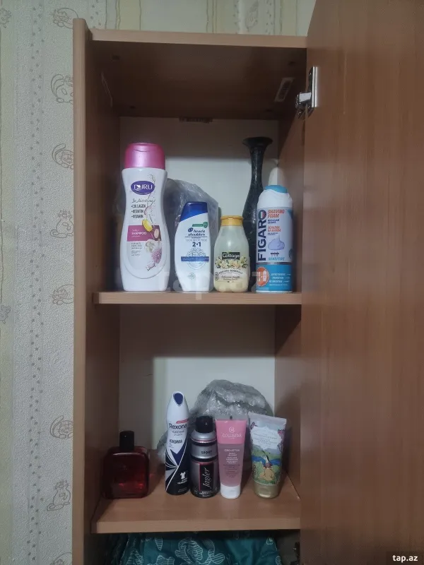 Kirayə verilir 3 otaqlı mənzil 200 m²