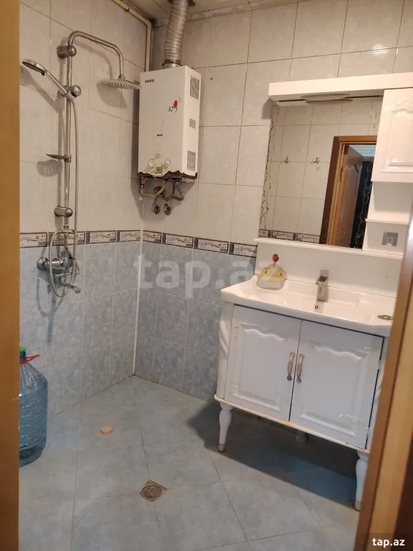 Satılır 3 otaqlı mənzil 65 m²