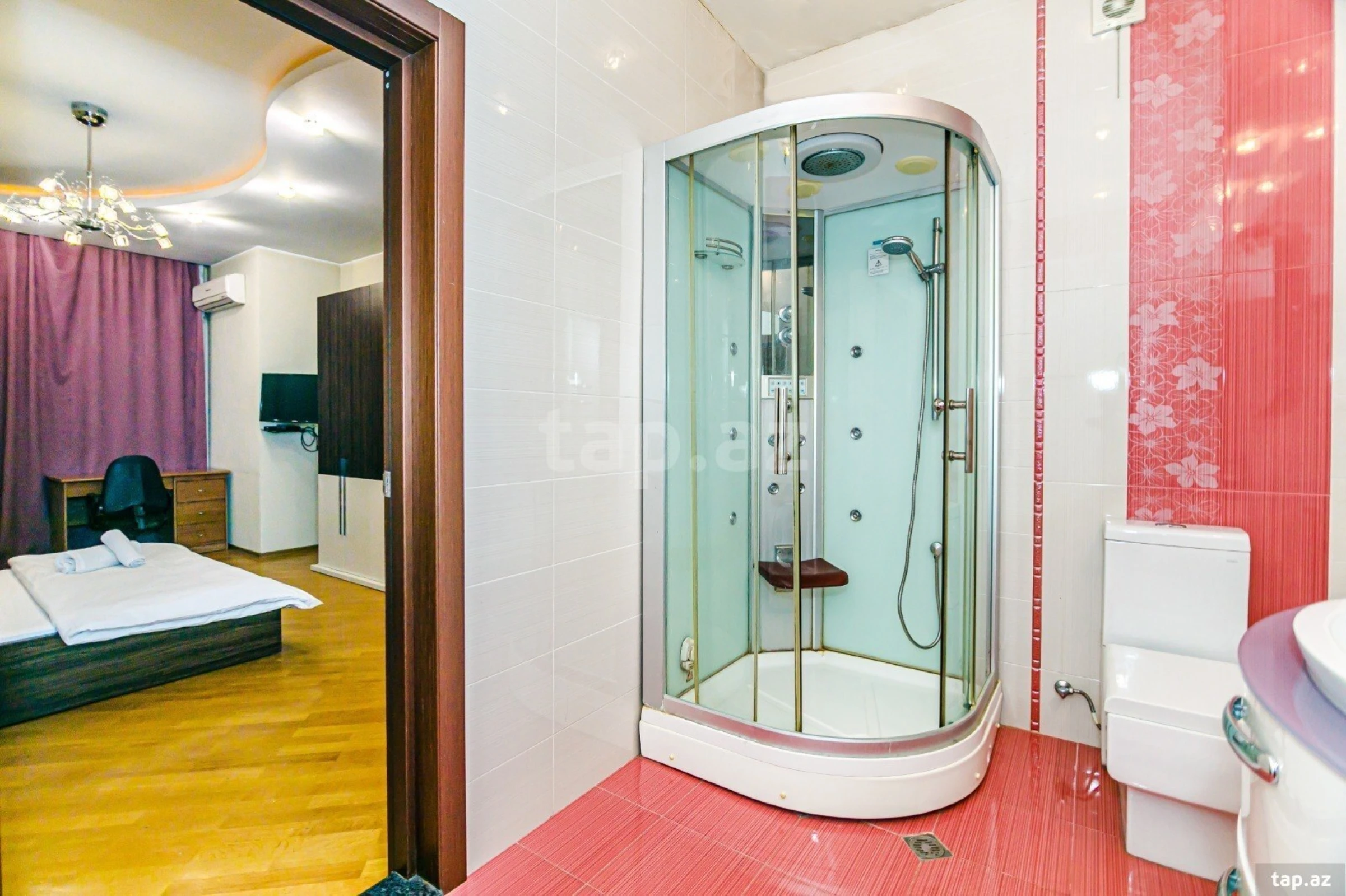 Kirayə verilir 4 otaqlı yeni tikili 200 m²