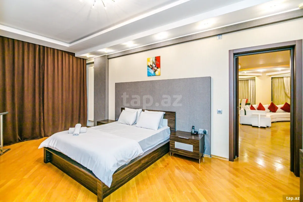 Kirayə verilir 4 otaqlı yeni tikili 200 m²