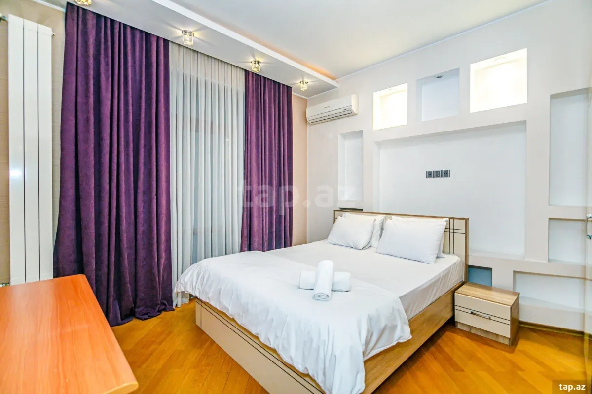 Kirayə verilir 4 otaqlı yeni tikili 200 m²